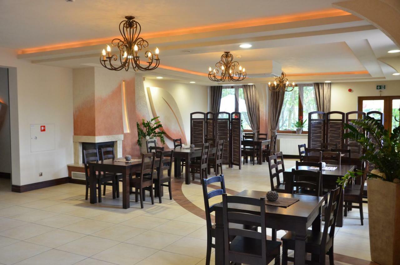 Dworek Anna Hotel Podgora Ngoại thất bức ảnh