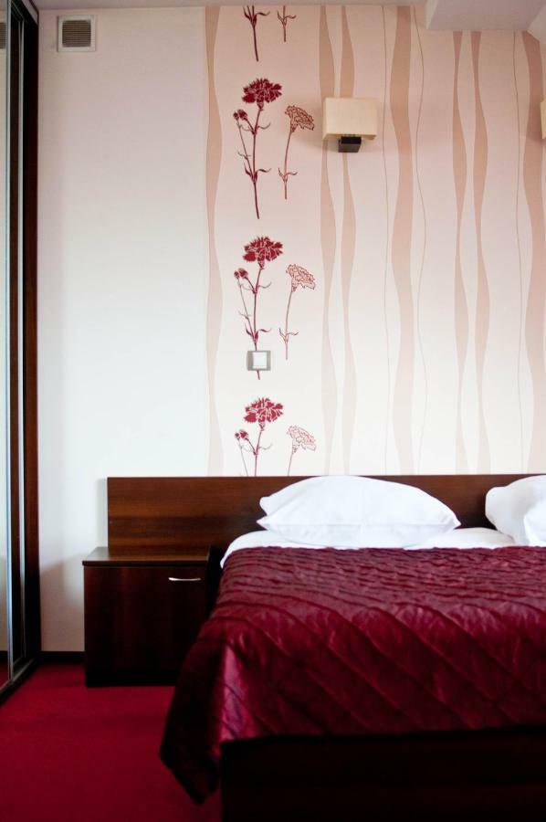 Dworek Anna Hotel Podgora Ngoại thất bức ảnh